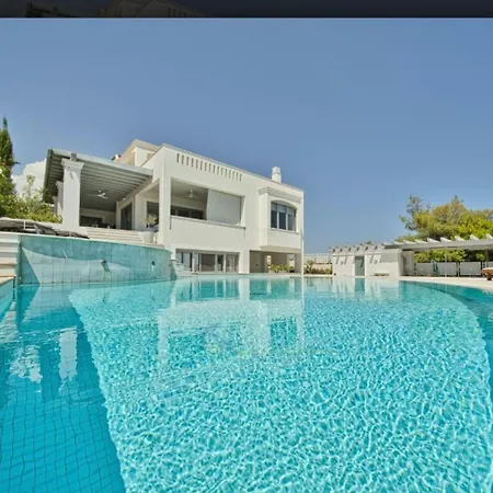 Luxury In Kosta *